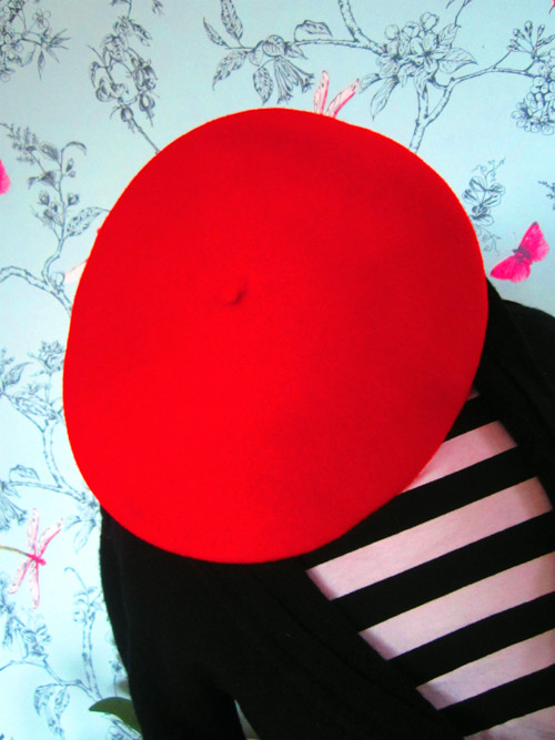 Baret RED — foto 1