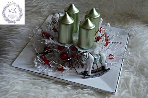 Adventní svícen s koníky — foto 1