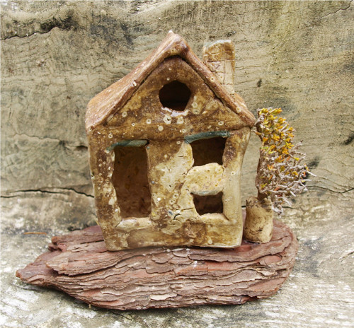 Small lonely house — foto 1