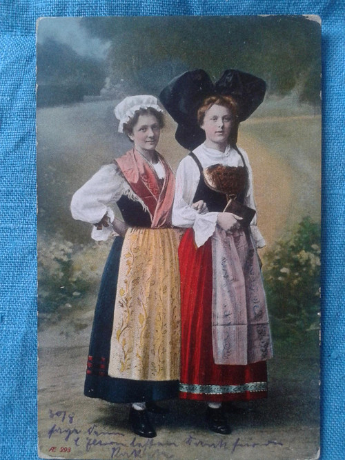 Ženy v kroji