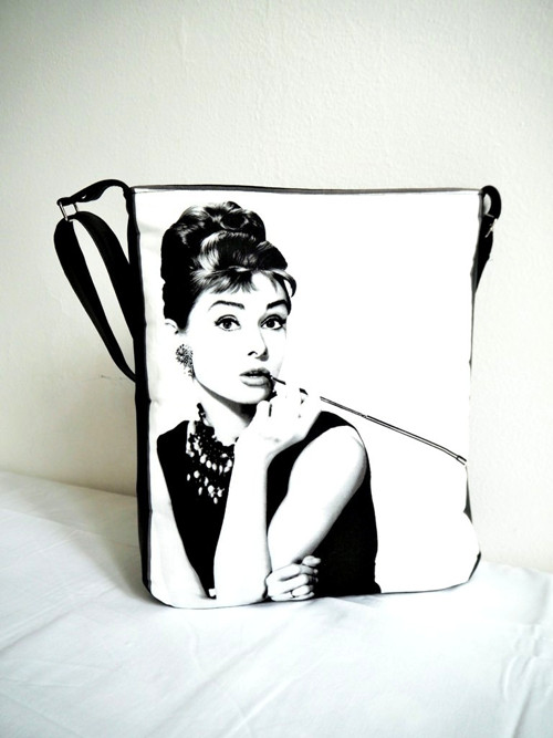 Audrey I. (černá) — foto 1