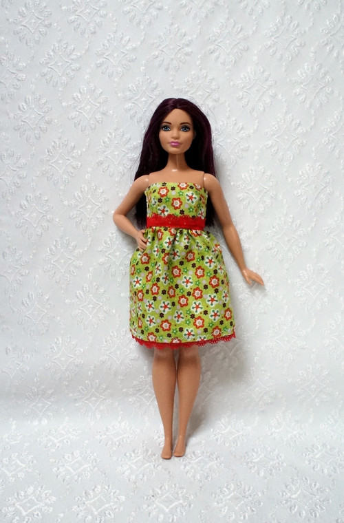 Šaty pro Barbie 2016 - curvy - baculku — foto 1