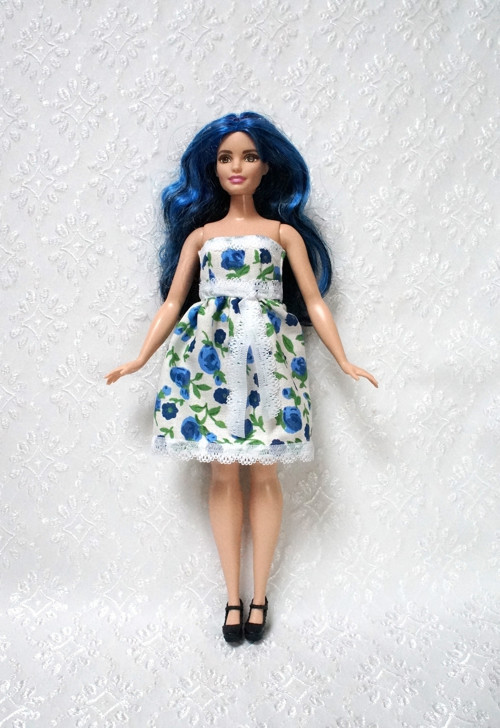 Šaty pro Barbie 2016 - curvy - baculku — foto 1