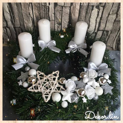 Vánoční adventní věnec z jedličky — foto 1