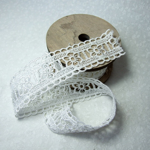 Krajka bílá, š. 3 cm, 1 m — foto 1