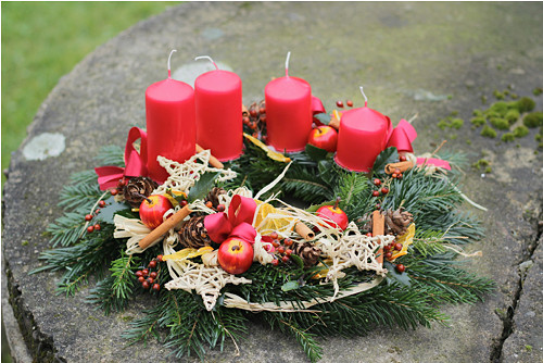 Červený adventní — foto 1