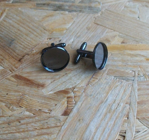 Manžetové Knoflíčky Metal Gun S Lůžkem 18 mm