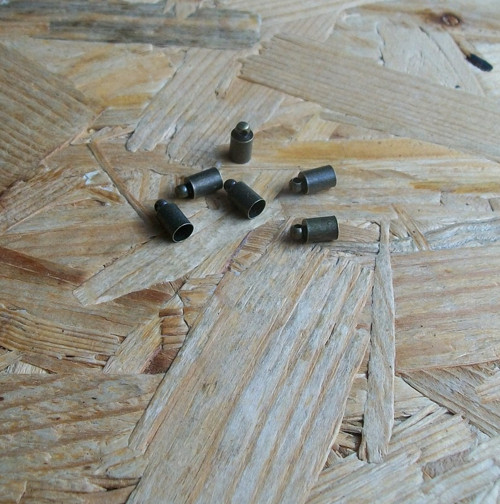 Hladké Koncovky Bronzové - 4 mm