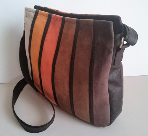 Stmívání crossbody — foto 1