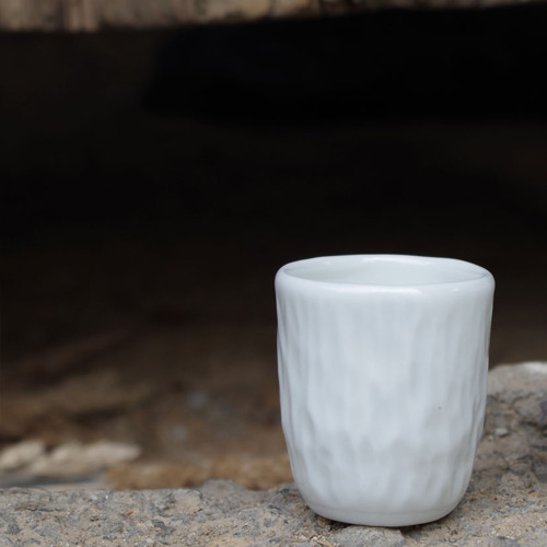 Porcelánová štamprle — foto 1