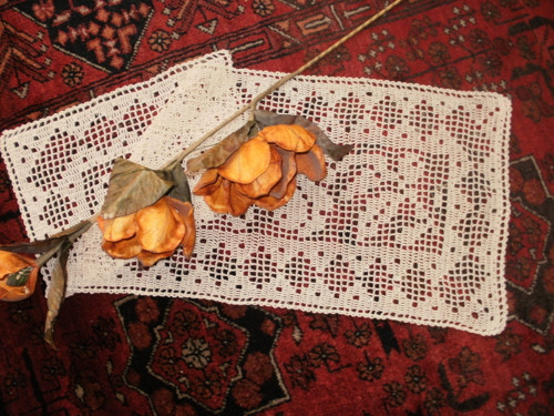Dečka háčkovaná-filetová. — foto 1