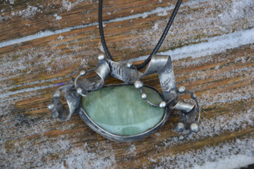 Serpentinový talismánek — foto 1