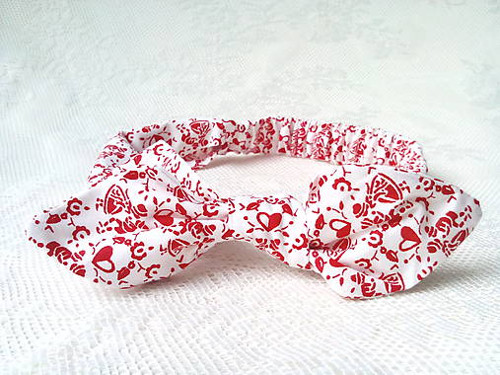 Pin Up headband on elastic for kids (I love...)