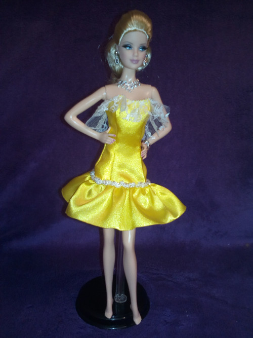 Šaty pro Barbie — foto 1