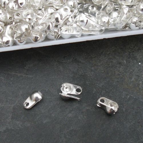Kalota 4x2mm s očky - stříbrná - 10 ks