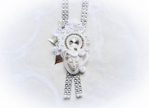 Snow Queen - soutache náhrdelník