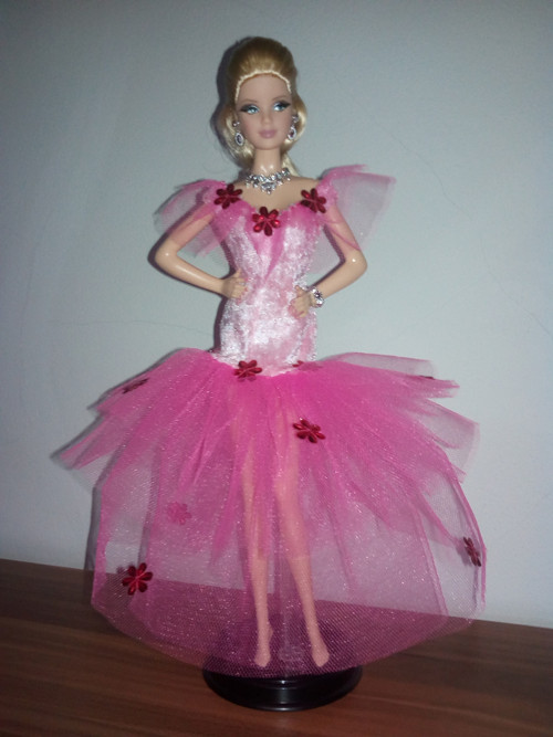 Sleva - Šaty pro Barbie — foto 1
