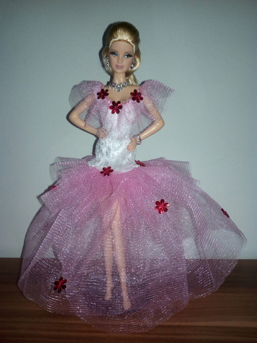 Sleva - Šaty pro Barbie — foto 1