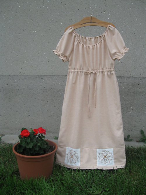 Šaty s ornamenty — foto 1