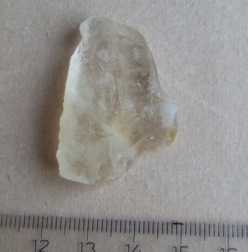 Citrín surový - 3,9 cm — foto 1