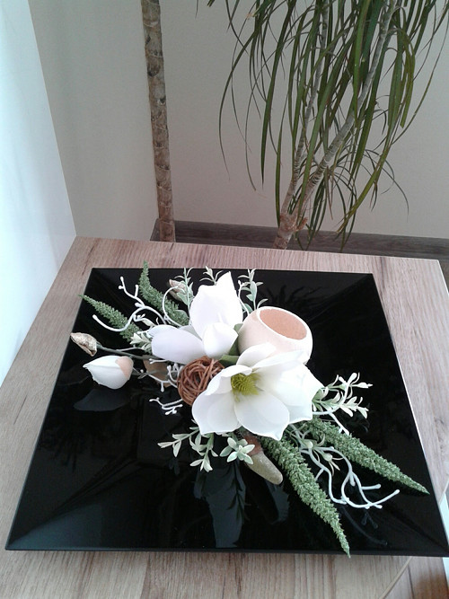 Magnolie na tácku — foto 1