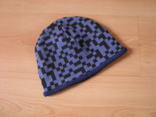 Zimní oboustranná čepka - Pixely