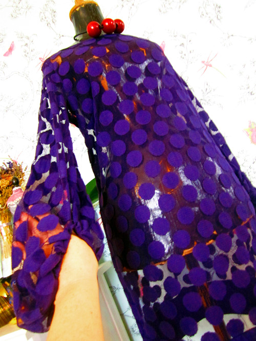 Šaty Ultra violet rafinované — foto 1