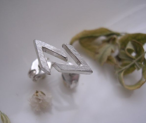 VÉČKA 8 x 6 mm ......PUZETY