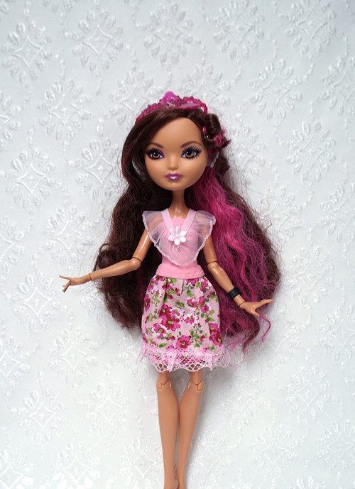 Šaty pro MH / Ever After High — foto 1