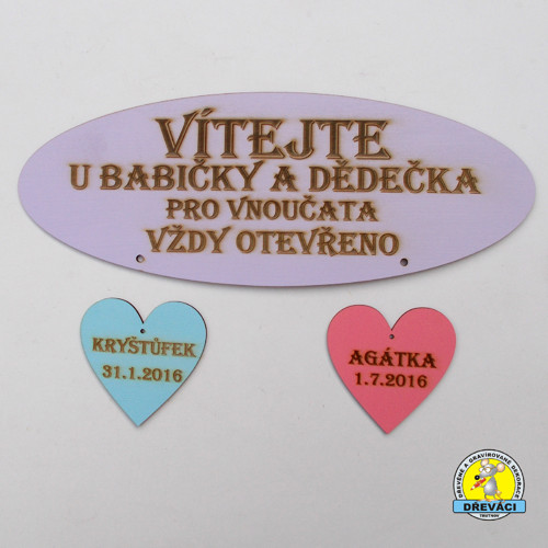 Cedulka "Vítejte u babičky" se srdíčky... KV0166