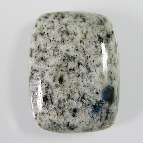 Azurit v žule, K2, 20,54 ct., 23,6x17,6x5,5 mm