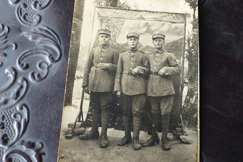 V uniformě... fotografie, fotopohlednice