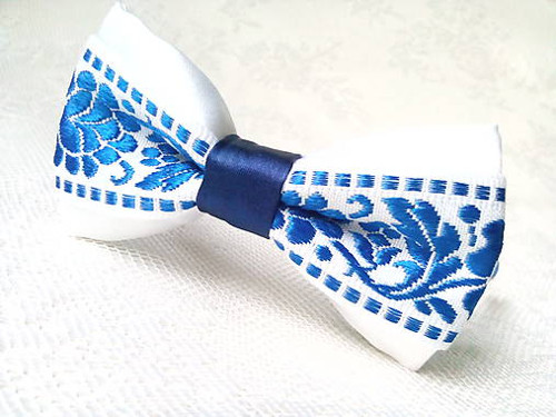 Slovak folklore headband (royal blue/white)