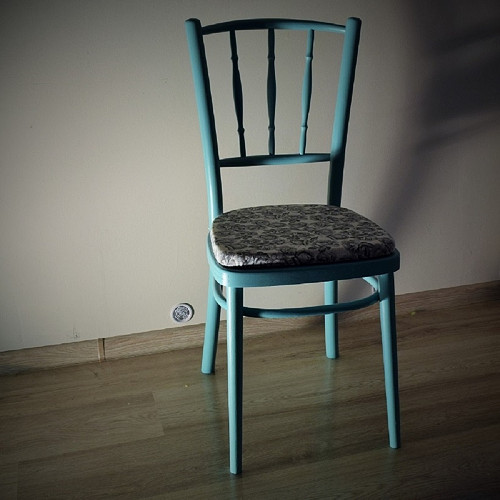Židle - sedák s růžemi — foto 1
