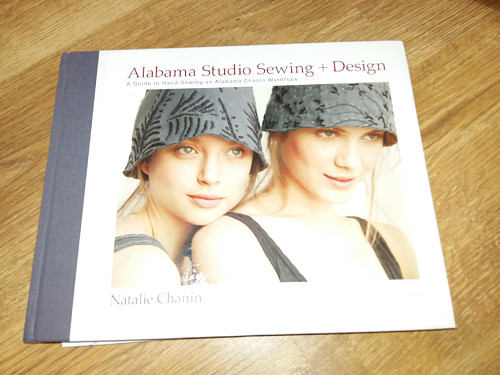 Kniha Alabama studio sewing — foto 1