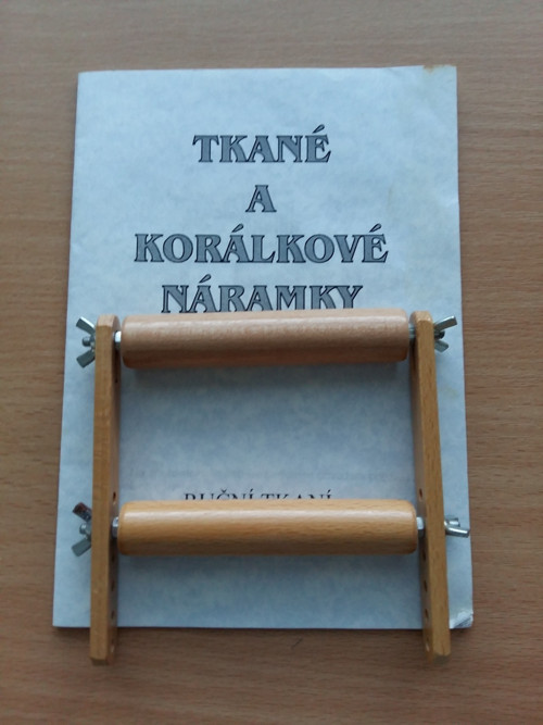 Tkaní náramků — foto 1