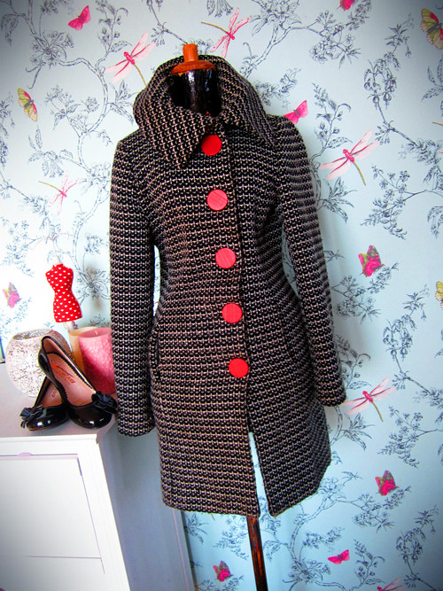 Kabát tweed&knoflíky red — foto 1