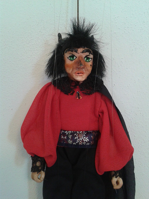 Marioneta - Ježatý čert s kopytem — foto 1