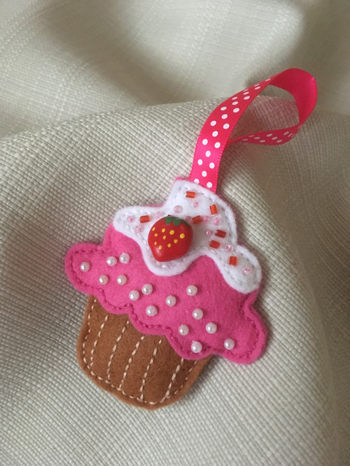 Jahodový cupcake