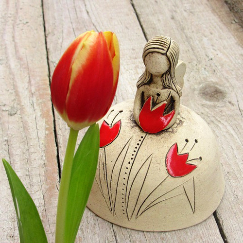 Víla tulipánová - keramický zvonek — foto 1