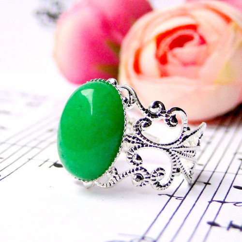 Romantic Green Jade / Prsten se zeleným jadeitem