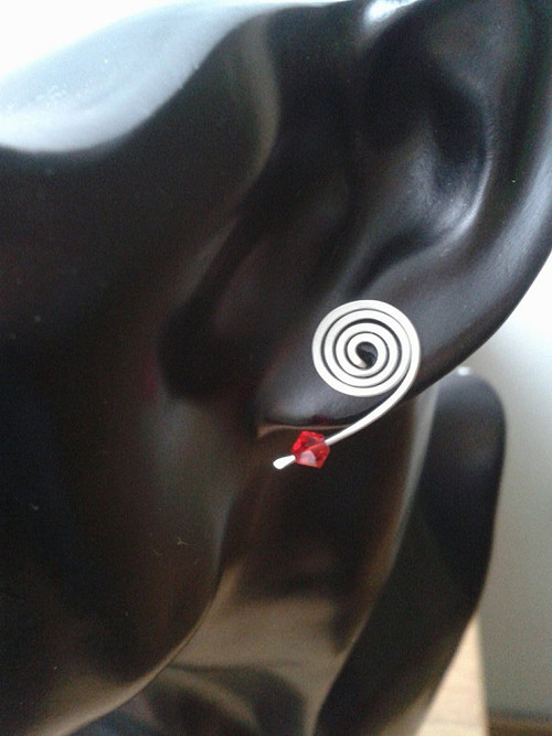 Červené bodovky - chirurgická ocel - Swarovski