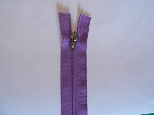 Zip 24cm
