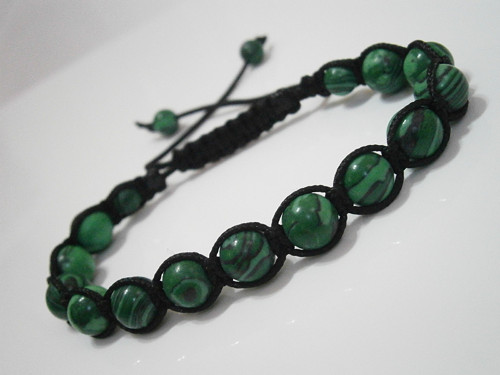 "Malachit" - minerálový náramek(macramé/shamballa) — foto 1