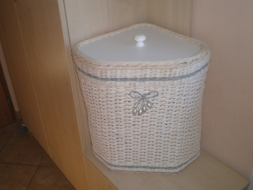 Rohový koš — foto 1