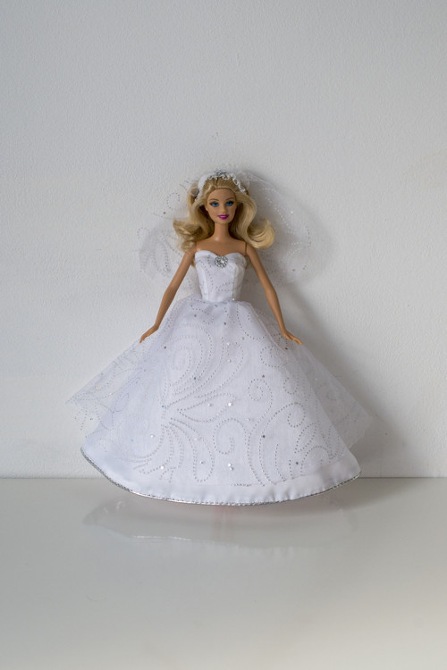 Šaty pro Barbie — foto 1