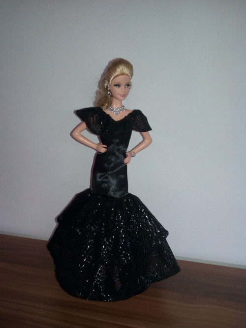 Sleva - Šaty pro Barbie — foto 1