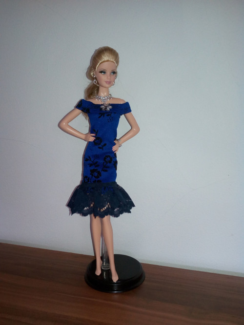 Šaty pro Barbie — foto 1