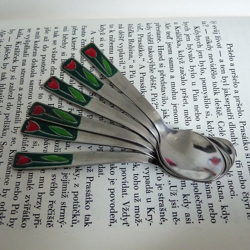 Sada tulipánových lžiček — foto 1