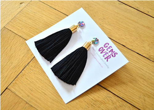 Výprodej Náušnice Gold Rainbow Black Tassel — foto 1